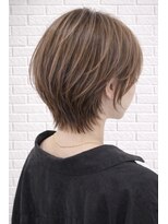 アンディー(&dy) くびれショート×ベージュ髪質改善トリートメント
