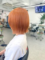 ヒビヲ 天神警固(HIBIO) ショートボブ切りっぱなしボブタッセルボブブリーチダブルカラー