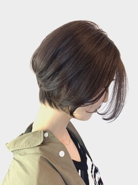 シェルハ(SHELHA) 丸みショートボブ