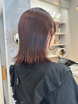 ポジ(poji) 外はねボブ　きりっぱなし　韓国風　髪質改善トリートメント