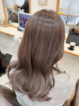 ラフューネ ヨコハマ(Raffune Yokohama) シルバーベージュ*小池ひかる