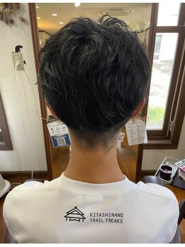 美容室 メザミー MESAMIES 20代30代40代ナチュラル束感ショート爽やかツーブロックマッシュ