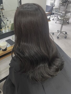 ウル 岡山駅店(ULu.) アッシュブラウン