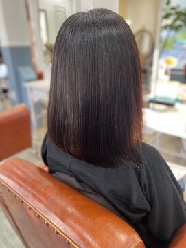 カザック(kazak) ストレートボブ