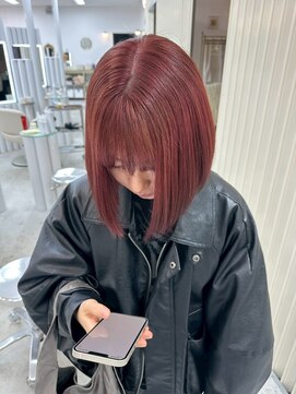 ロマーリ 岡山店(LOMARLIE) ツヤ髪ケアブリーチ20代30代40代コンパクトショートピンクカラー