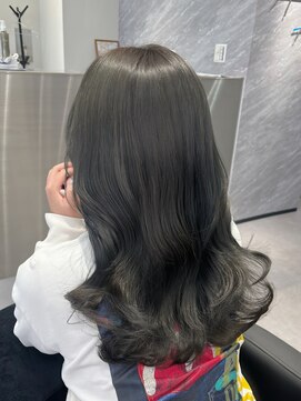 アルドーレフィエロ シンサイバシ(Ardore fiero shinsaibashi) オリーブブラック/暗髪カラー　20代30代40代