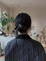 メイン(『 』main) シニヨンヘア