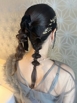 シエルバイアフロート(ciel by afloat) 【山田】結婚式お呼ばれヘア 編みおろしツイン金箔アレンジ