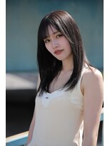 スリーヌーン(THREE noon) うる艶ストレート小顔ぱっつん前髪レイヤー