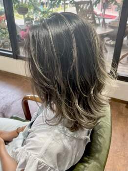 ヘア ライフ ワイレア(HAIR LIFE Wailea)の写真/ダメージレス×豊富な色味であなたの個性を表現！リピーター続出のデザインカラーはいかが？