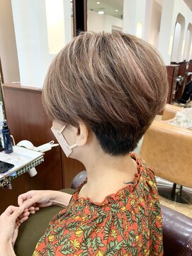 ブランシェ JR勝川駅南口店(BRANCHE) ピンクカラー×アシメ