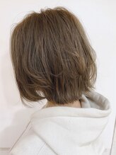 根本のカラーが目立って気になる方におすすめ【リタッチカラー＋カット+頭皮ケア】  [印西]