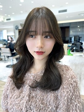 アフロート ルヴア(AFLOAT RUVUA) るなstyle 小顔/韓国ヘア/くびれレイヤー/オリーブベージュ