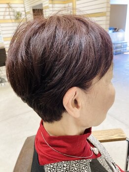 エーデ(A DE)の写真/いつまでもきれいでいたい大人女性へ！髪の将来を考えた施術でツヤ髪を維持♪