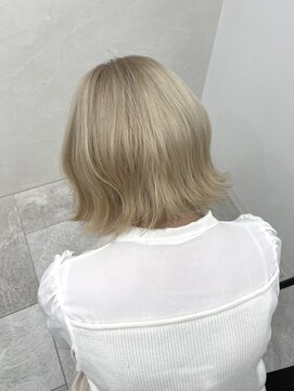 ジゼル(gisele) ペールベージュ