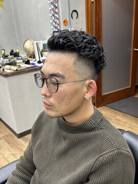 アドリブ(AD-LIB) メンズパーマ