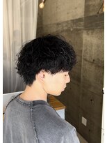 メンズギフト(men's GIFT)&nbsp;刈り上げツーブロック波巻きスパイラルパーマメンズマッシュ