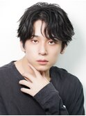 リバースニュアンスパーマフェザーショート流行