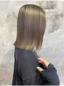 ヲタク(wotaku.) オリーブベージュシークレットシークレットハイライトブリーチ