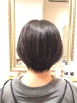 ヘアー グリーン(hair green) 30代40代50代/ショートボブ/大人ショート/耳掛けショート