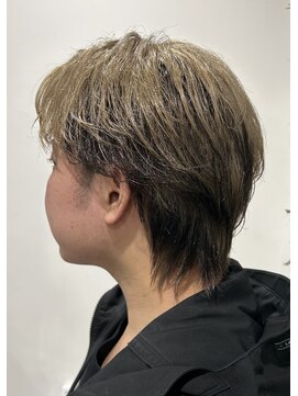 ネクストフォーヘアー(NEXT for hair) センターパートウルフ