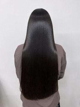 アウラ 近鉄八尾駅前店(Aura) 艶髪 髪質改善 UPTOGLOSS トリートメント