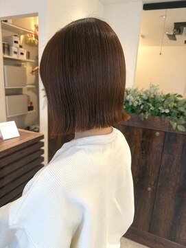 オーバルヘアー(OVAL hair) 艶髪/切りっぱなしボブ/オレンジブラウン