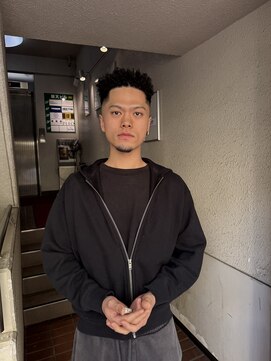 ローグ(Logue) スパイキーアフロ/スキンフェード/メンズカット/バーバー