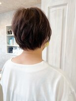 キャアリー(Caary)&nbsp;福山Caary20代30代40代50代60代ショートヘア小顔補正立体カット