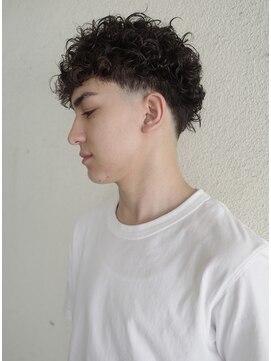 ピア(Pia) マレッドヘア フェード スパイラルパーマ