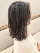 ハロウ 天神(Halou)&nbsp;白髪ぼかし×地毛ハイライト