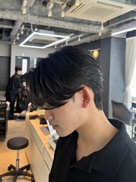 リード(REEED) MEN’S HAIR/フェザーパーマ