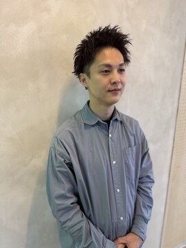 COM【コム】 スパイキーショート