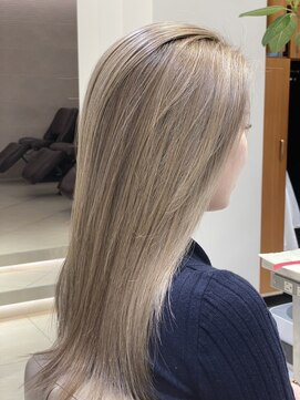 ピークアブー アヴェダ ギンザシックス(PEEK-A-BOO AVEDA GINZASIX) ハイライトカラー