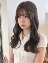 シー.(SHE.)&nbsp;柔らかくびれレイヤー