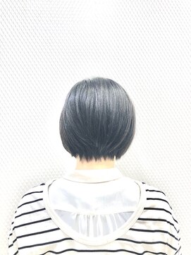 クオリス 上福岡店(QUALIS) 小顔ショート/似合わせカット/ショートボブ/暗めカラー/30代40代