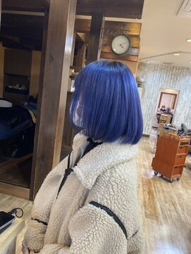 エミーバイモアムー(Emmie byMoremuu) Emiie ブルー