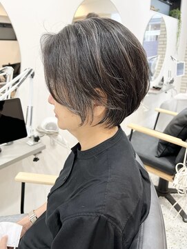 メモリーズ 銀座(Memories) 簡単スタイリング！大人ナチュラルなショートヘア！