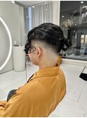 10代20代フェードスタイルバーバーマンバンメンズパーマ