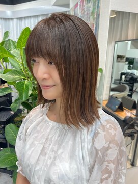 クレット(CLETO) 前下がりボブ