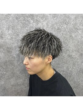 ライズ 新小岩店(RISE) ホワイトメッシュ×ツイストスパイラルパーマ