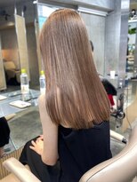 リムレスバイサンク 万代 新潟駅(LIMLESS by cinq) ミルクティーベージュレイヤーインナーカラーグレージュカラー