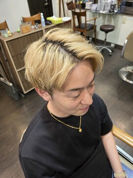 オムヘアーバイグルーマーズ(HOMME HAIR by GROOMER/S) ハイトーン×6:4パート HOMMEHAIR2nd江ヶ崎