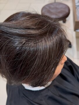 アッシュ 大泉学園店(Ash) 魅せるグレイヘア 白髪率50% 【Ash大泉学園 横山】