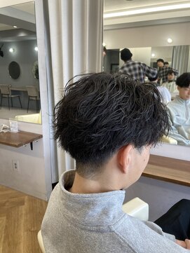 アレス バイ シカ 神戸三宮元町店(ALLES by Cica) 無造作アップバング