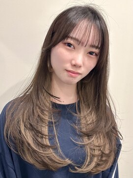 ライン(LINE) 韓国風/レイヤー/小顔/前髪カット/髪質改善/グレージュ/透明感