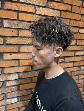 ドゥーエン 京橋店(DoEN) ツイストスパイラル×ホワイトメッシュ×スキンフェード