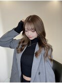 ブラウンベージュ