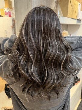 ディモアンド 表参道(Dimo&) xハイライト/イメチェン/ホワイトブロンド/外ハネボブ/美髪/