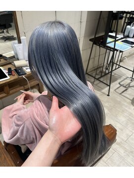 サロン ド ソーホー 蕨(Salon de SOHO) アッシュグレー